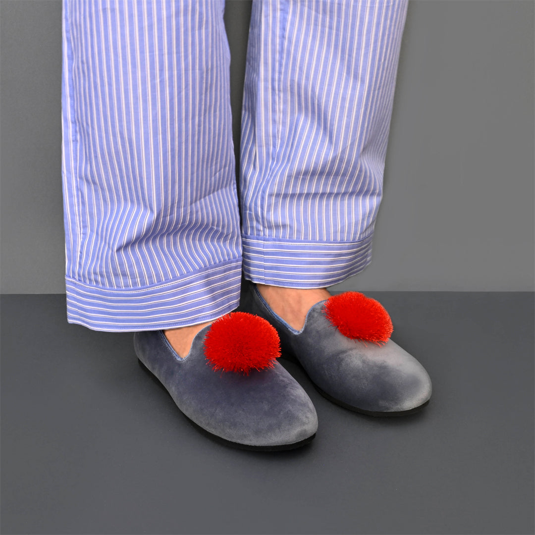 Pantoufles Romantiques avec Pompons